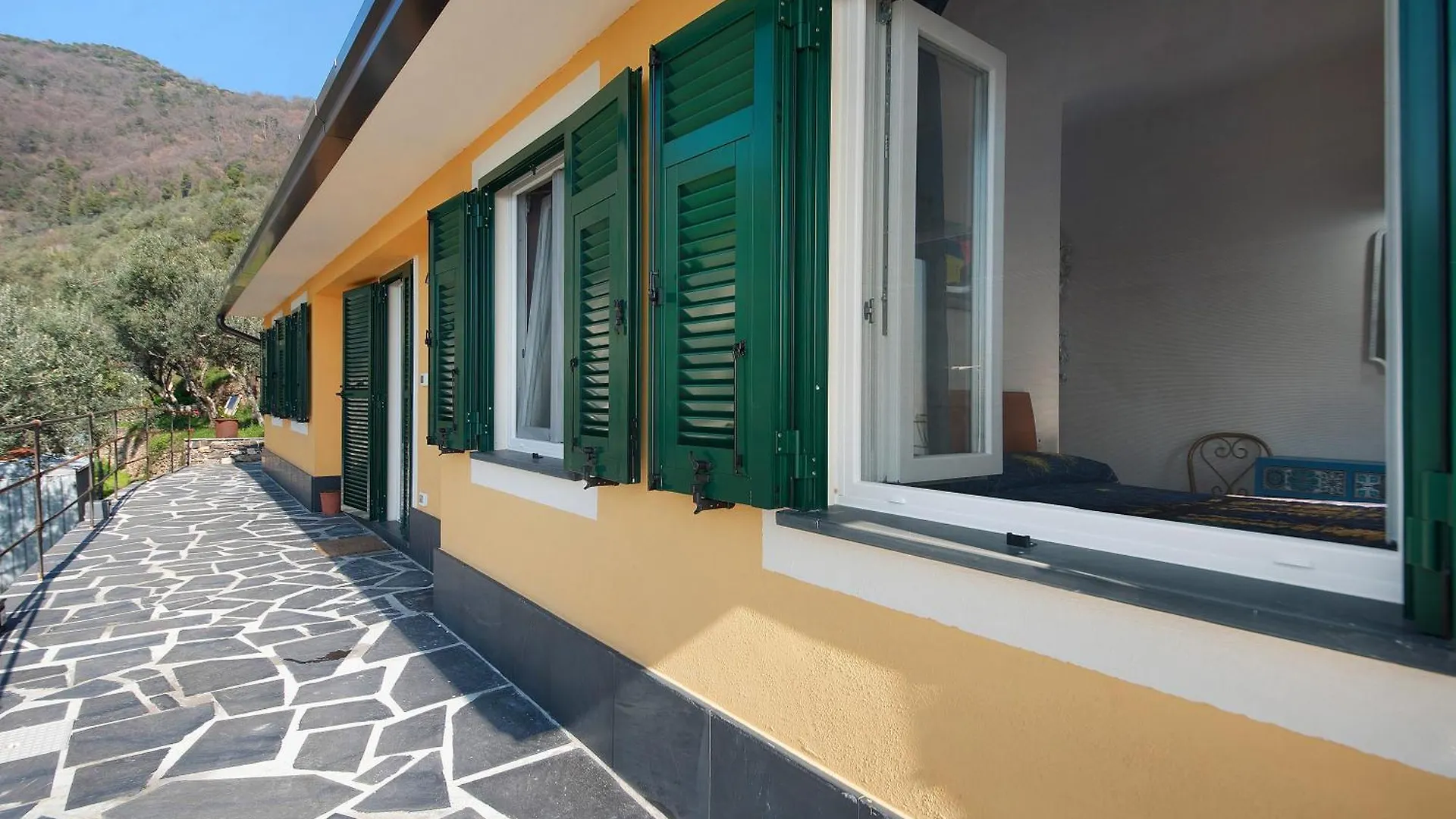 Ca' Du Massunin Apartment Recco Italy